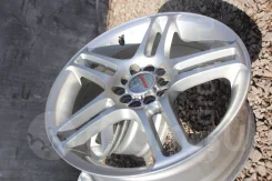 Hokuto Racing. 7.0x17", 5x100, 5x114.3, ET47 ����