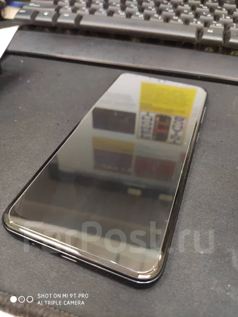Samsung Galaxy A50. �/�, ������, 3G, 4G LTE, Dual-SIM, NFC ����