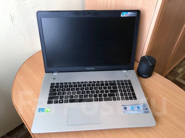 Asus N76VB. 17.3", 2,4����, ��� 8 ��, ���� 1 000���, WiFi: 1, Bluetooth: 1, ����������� �� 4��. ����