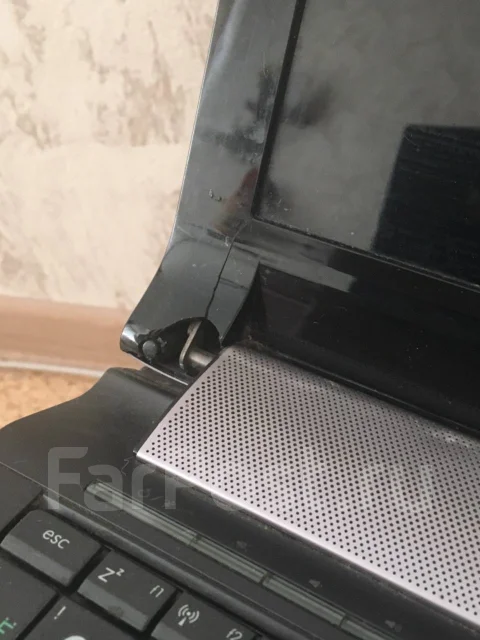 Asus N53SV. 15.6", 2 300����, ��� 4 ��, ���� 500���, WiFi: 1, Bluetooth: 1, ����������� �� 1��. ����