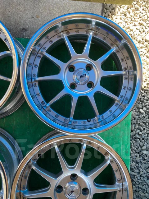 SSR Professor SP3R. 7.0/7.5x16", 4x100, ET26/7, �� 72���. ����