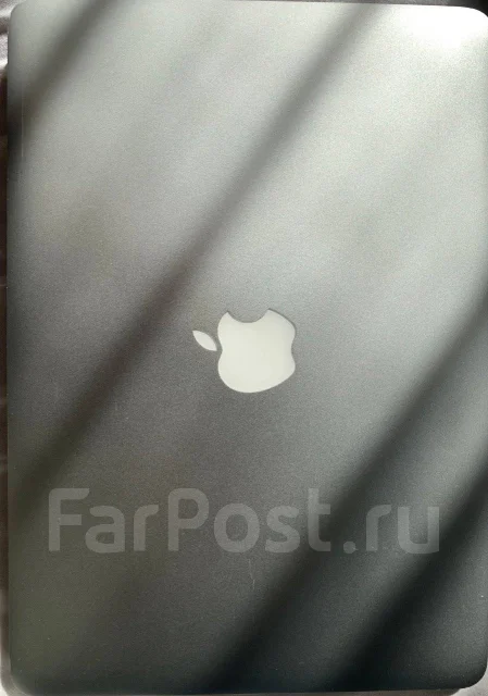 Apple MacBook Pro 13 2015 Early. 13.3", 2,3����, ��� 256 �� � ������, ���� 128���, WiFi: 1, Bluetooth: 1, ����������� �� 8��. ����