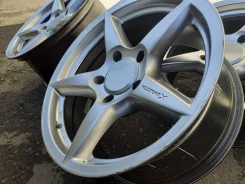 Apio Wildboar. 8.0x18", 5x139.7, ET-5, �� 110���. ����