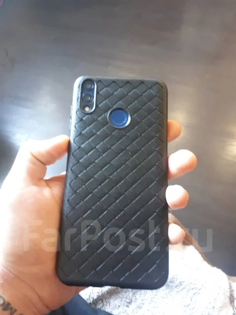 Honor 8C. �/�, �����, 4G LTE, Dual-SIM ����