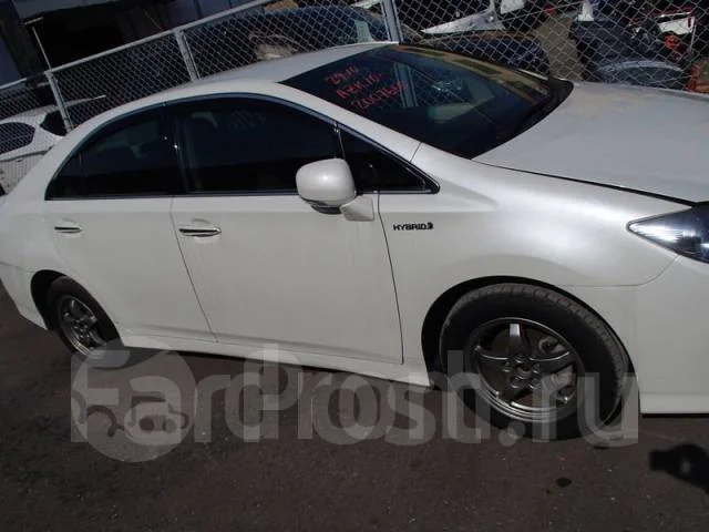 Toyota Sai. AZK10 ����