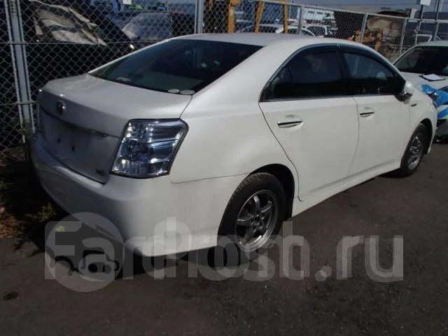 Toyota Sai. AZK10 ����