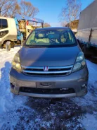 Toyota Isis. ZGM10, 2ZR ����