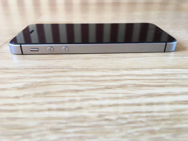 Apple iPhone SE. �/�, �����, 3G, 4G LTE, NFC ����
