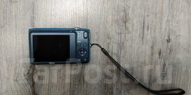 Nikon Coolpix S3500. 20 � ����� ��, ���: 7� ����