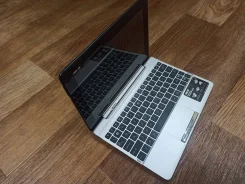 Asus Transformer Pad TF300TG ����