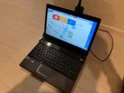 Asus U41JF. 14", 2,9����, ��� 4 ��, ���� 500���, WiFi: 1, Bluetooth: 1, ����������� �� 3��. ����