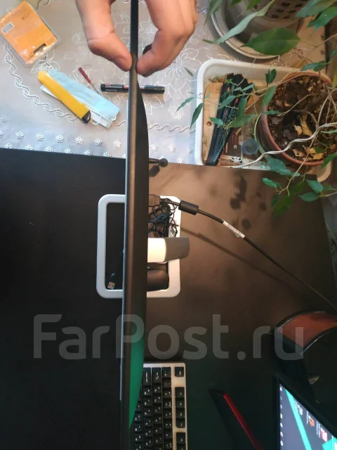 HP. 21.5" ����