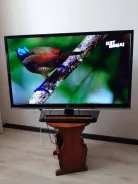 LG 42LS560T. LED ����
