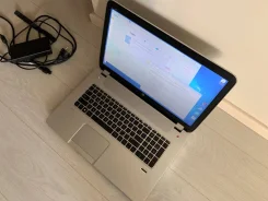 HP Envy 17. 17.3", 3,2����, ��� 8 ��, ���� 10 240���, WiFi: 1, Bluetooth: 1, ����������� �� 4��. ����