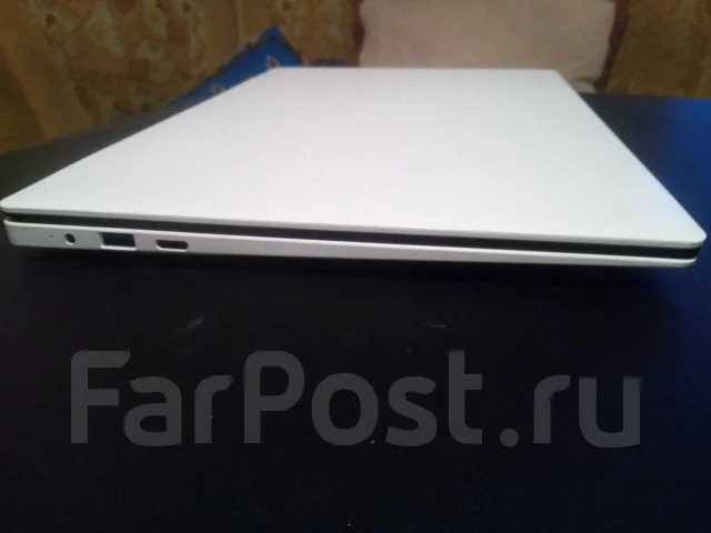 iRu Ultraslim. 15.4", 1,5����, ��� 6 ��, ���� 128���, WiFi: 1, Bluetooth: 1, ����������� �� 2��. ����