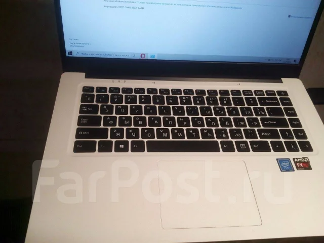 iRu Ultraslim. 15.4", 1,5����, ��� 6 ��, ���� 128���, WiFi: 1, Bluetooth: 1, ����������� �� 2��. ����
