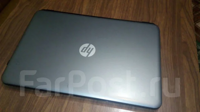HP 15-r270ur. 15", 2,6����, ��� 8 ��, ���� 60���, WiFi: 1, Bluetooth: 1, ����������� �� 3��. ����