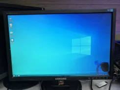 Samsung. 19" ����