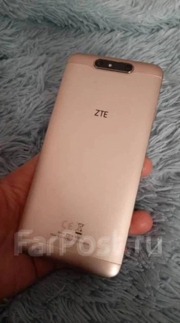 ZTE Blade V8. �/�, �������, 3G, 4G LTE ����