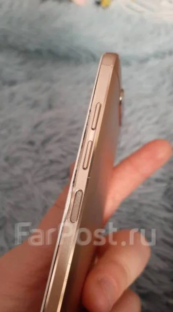 ZTE Blade V8. �/�, �������, 3G, 4G LTE ����