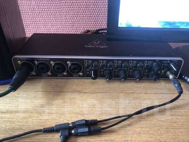 Звуковая карта behringer umc404hd