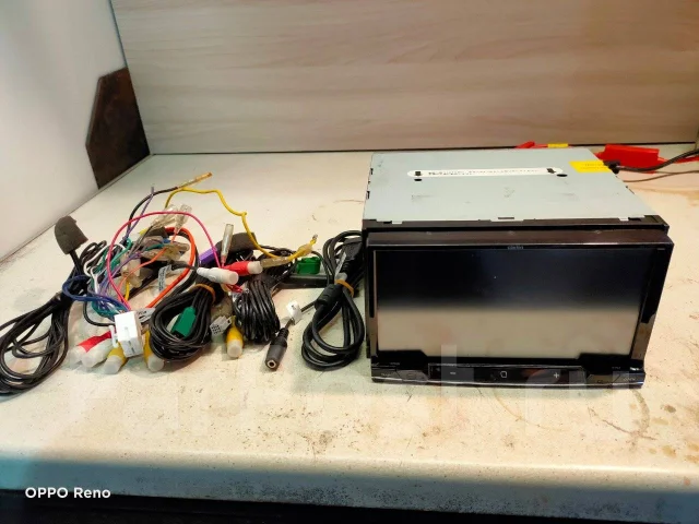 Clarion NX702 ����