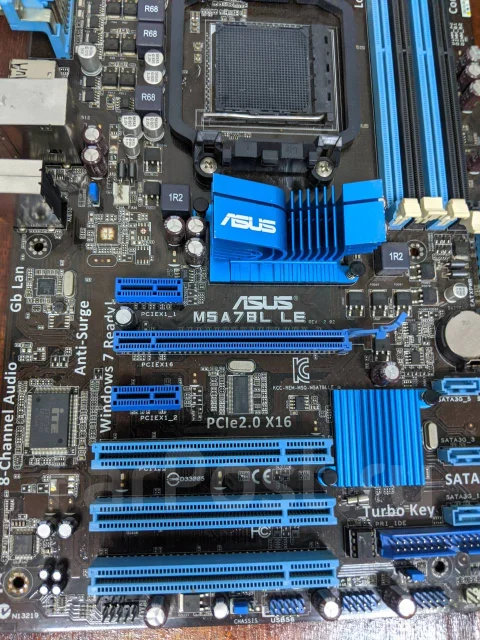 AMD 760G ����