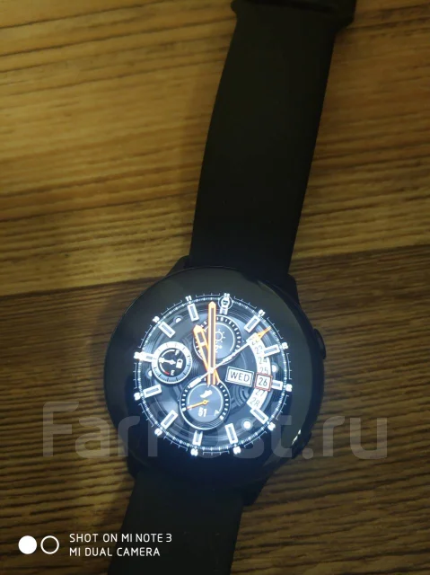 Samsung Galaxy Watch Active ����