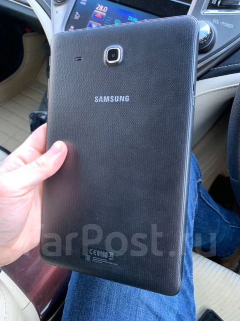 Samsung Galaxy Tab E ����