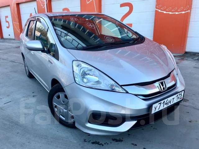 Honda Fit Shuttle. �������, ��������, 1.3 (88��.�.), ������, 84 000����. �� ����