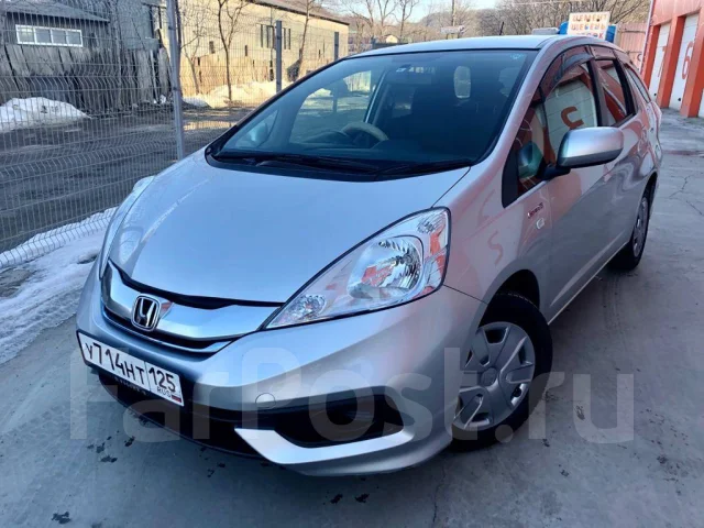 Honda Fit Shuttle. �������, ��������, 1.3 (88��.�.), ������, 84 000����. �� ����