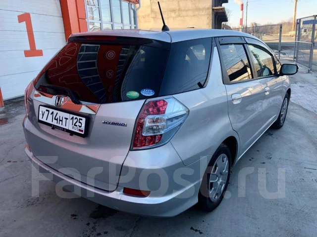 Honda Fit Shuttle. �������, ��������, 1.3 (88��.�.), ������, 84 000����. �� ����