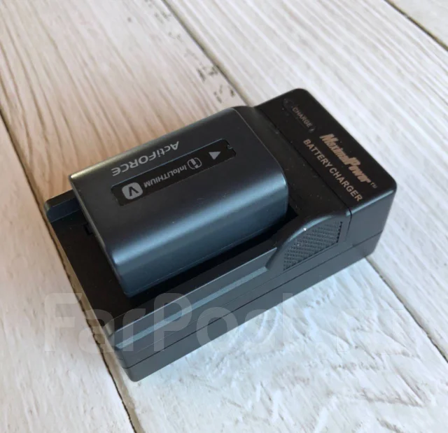 Sony HDR-CX250E. 8 - 8.9 ��, ��� ��������� ����