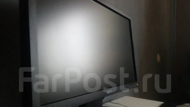 Acer. 18.5" ����