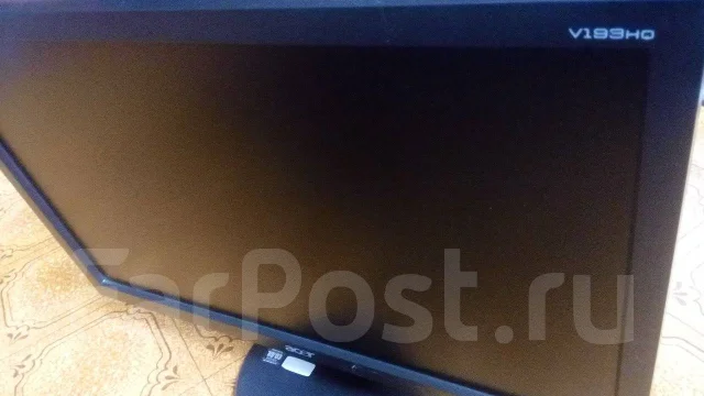 Acer. 18.5" ����