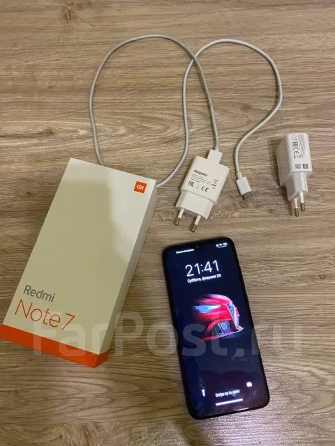 Xiaomi Redmi 7. �/�, �����, 3G, 4G LTE, Dual-SIM ����