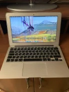 Apple MacBook Air 11. WiFi: 1 ����