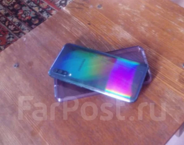Samsung Galaxy A50. �����, 4G LTE ����