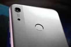 Honor 8A. �/� ����