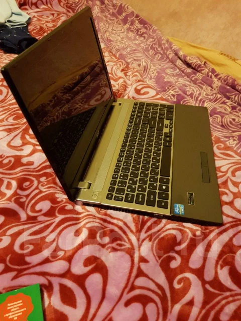 Acer Aspire V3-571G. ��� 4 �� ����