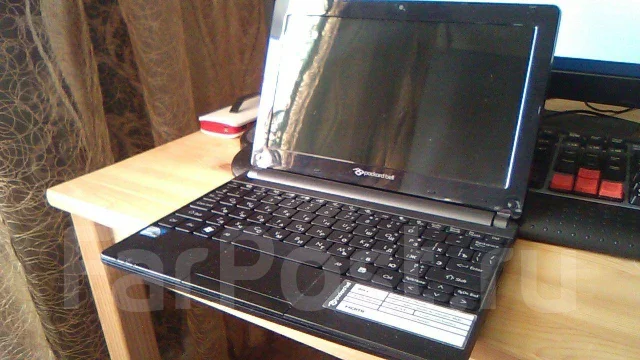 Packard Bell Dots. 10.2", 1,7����, ��� 2048 ��, WiFi: 1, Bluetooth: 1 ����