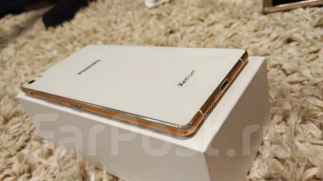 Philips Xenium X818. �/�, �����, 3G, 4G LTE, NFC ����