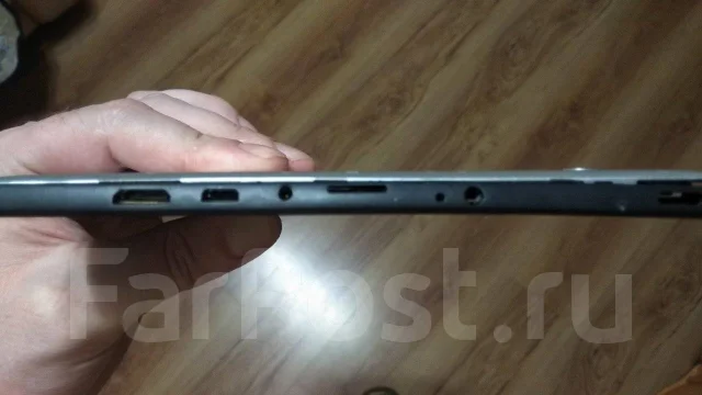 DNS AirTab M100 ����
