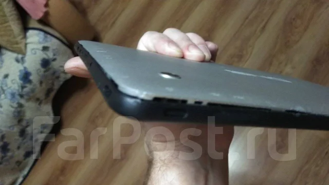 DNS AirTab M100 ����