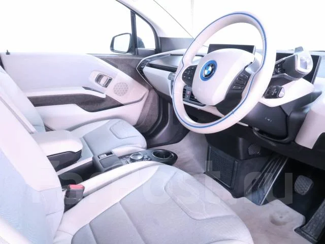 BMW i3. ��������, ������, 0.7 (170��.�.), �������������, 17����. ��, �/�. ��� ����� �� ������������ ����