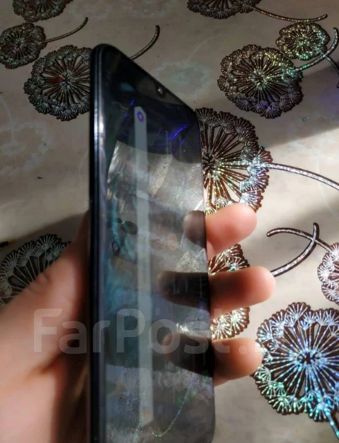 Samsung Galaxy A50. �/�, 3G, 4G LTE, NFC ����
