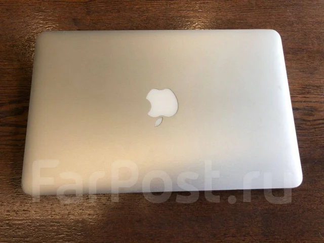 Apple MacBook Air 11 2010 Late. 11", 1,4����, ��� 2048 ��, ���� 128���, WiFi: 1, Bluetooth: 1, ����������� �� 6��. ����