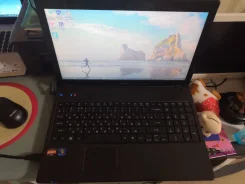Acer Aspire 5552G. 15.6", 2 000����, ��� 4 ��, ���� 320���, WiFi: 1, ����������� �� 1��. ����