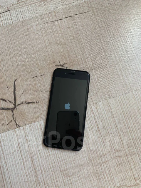 Apple iPhone 7. �/�, ������, 4G LTE ����