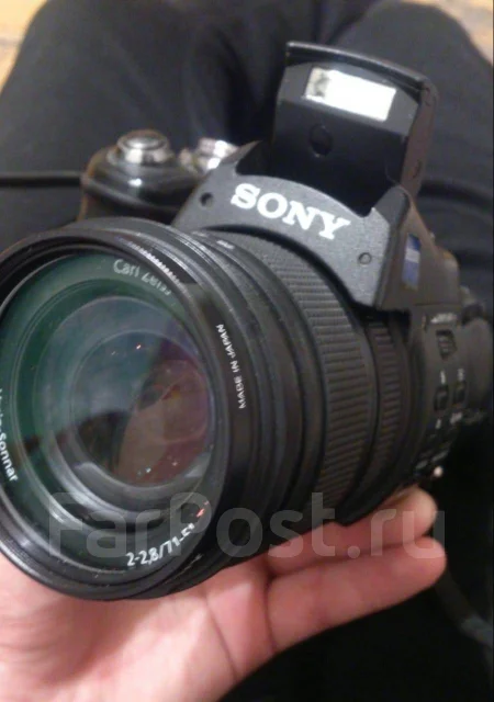 Sony Cyber-shot DSC-F828. 8 - 8.9 �� ����